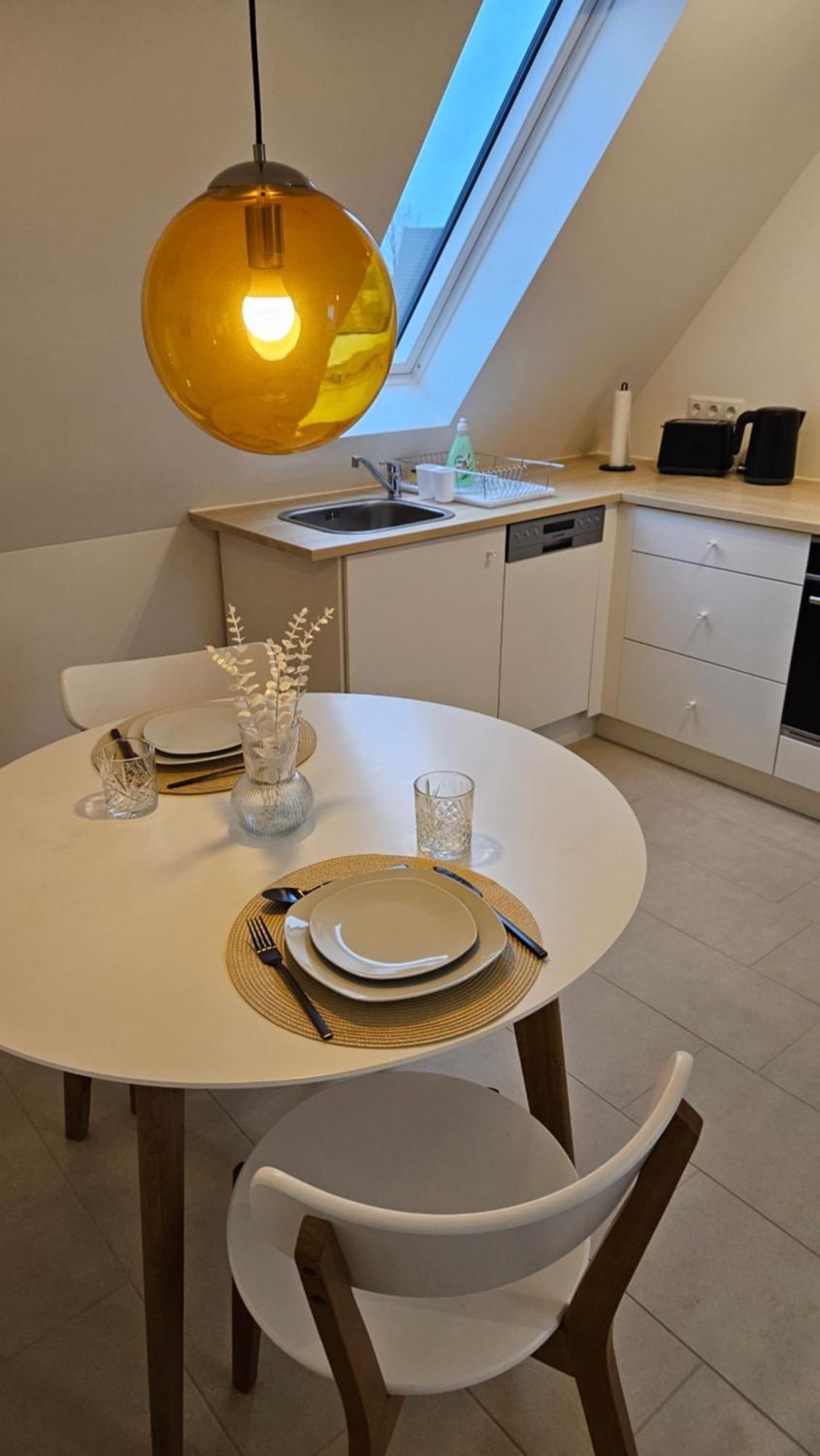 Ferienwohnung As 5 One & Two Bamberg - Modern In Ruhiger Lager Mit Balkon Hallstadt Zewnętrze zdjęcie