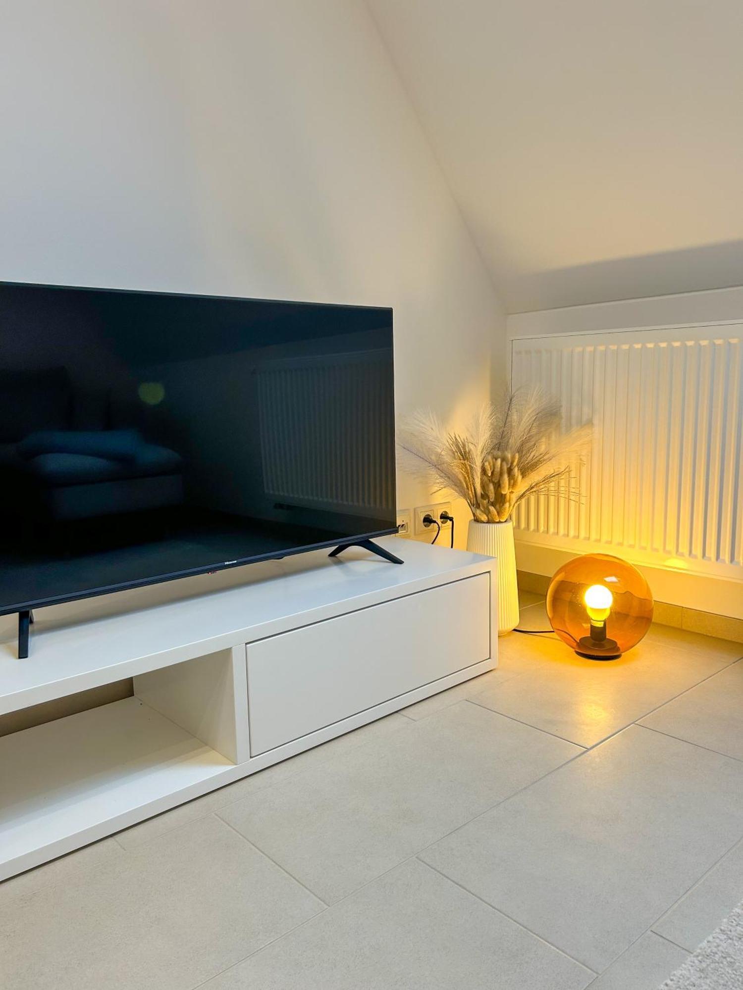 Ferienwohnung As 5 One & Two Bamberg - Modern In Ruhiger Lager Mit Balkon Hallstadt Zewnętrze zdjęcie